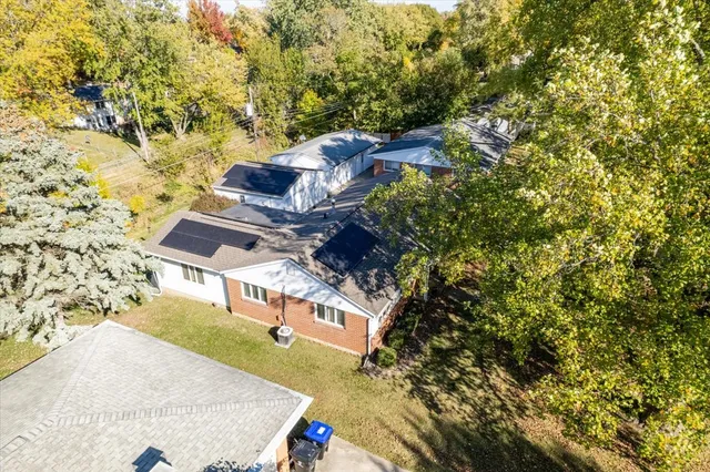 $270,000 | 310 Rowe Drive, Bloomington, IL 61701