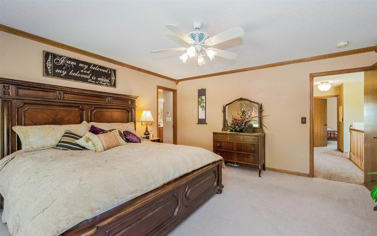 7113 Rockingham Drive Southwest Cedar Rapids, IA 52404 - Photo 13 of 25 Gallery Image 13