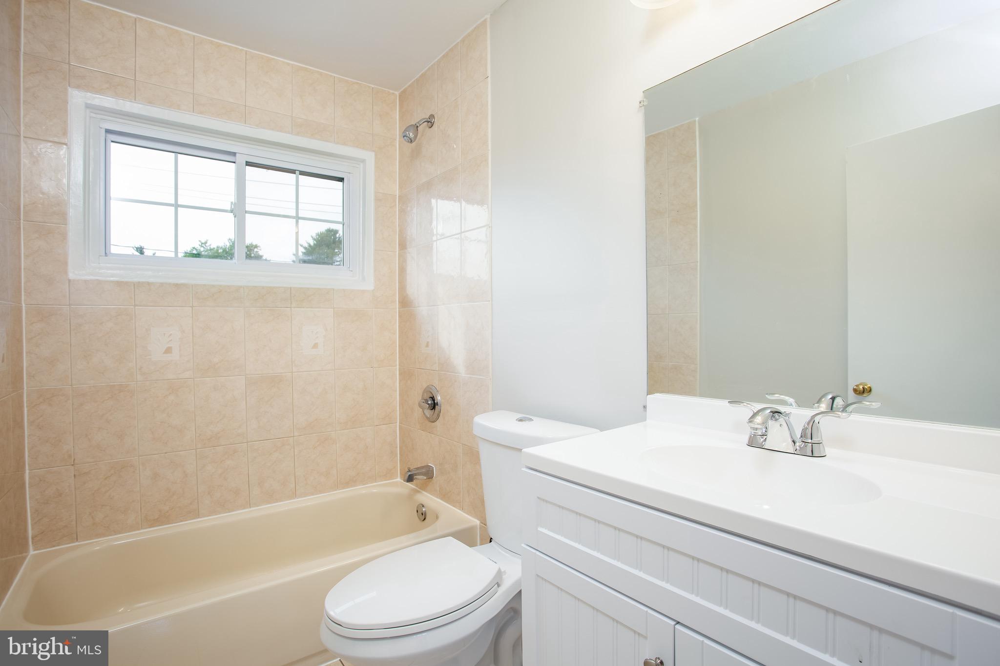 1018 Southridge Road Baltimore, MD 21228 - Photo 32 of 50