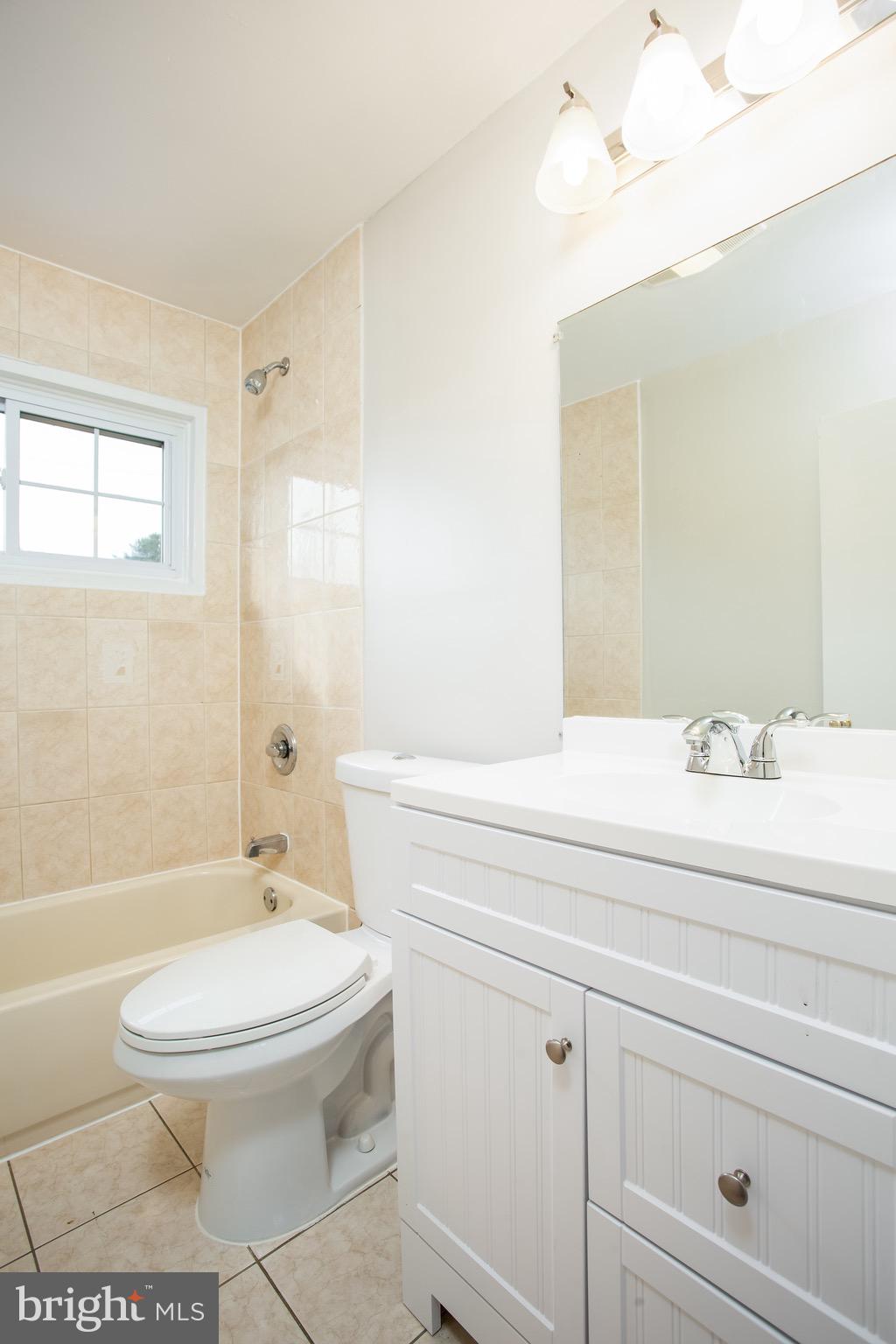 1018 Southridge Road Baltimore, MD 21228 - Photo 33 of 50