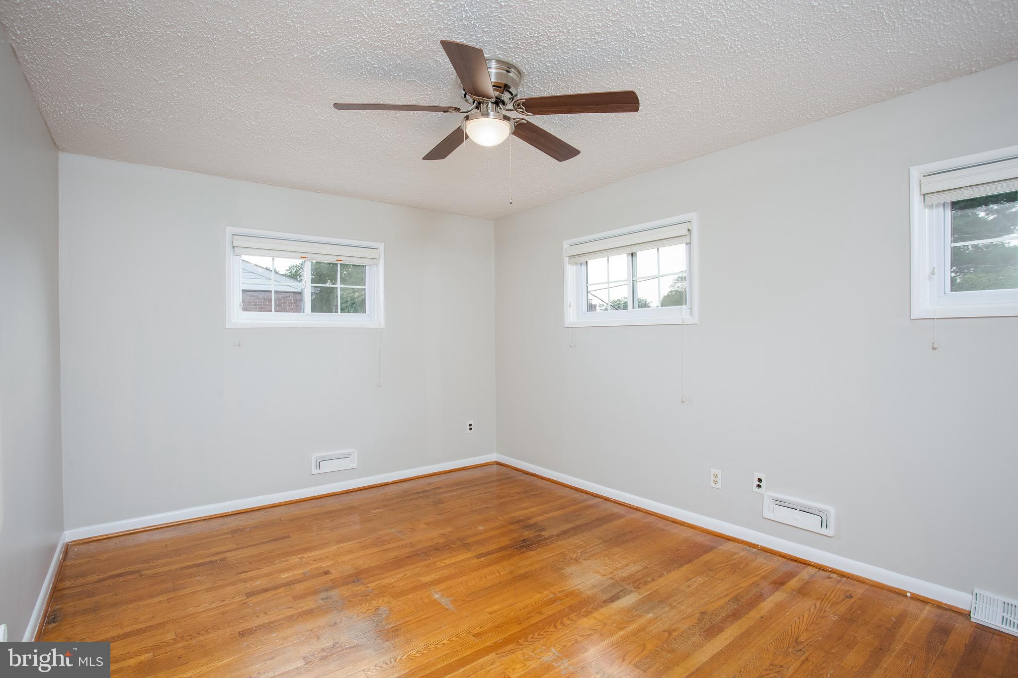 1018 Southridge Road Baltimore, MD 21228 - Photo 34 of 50