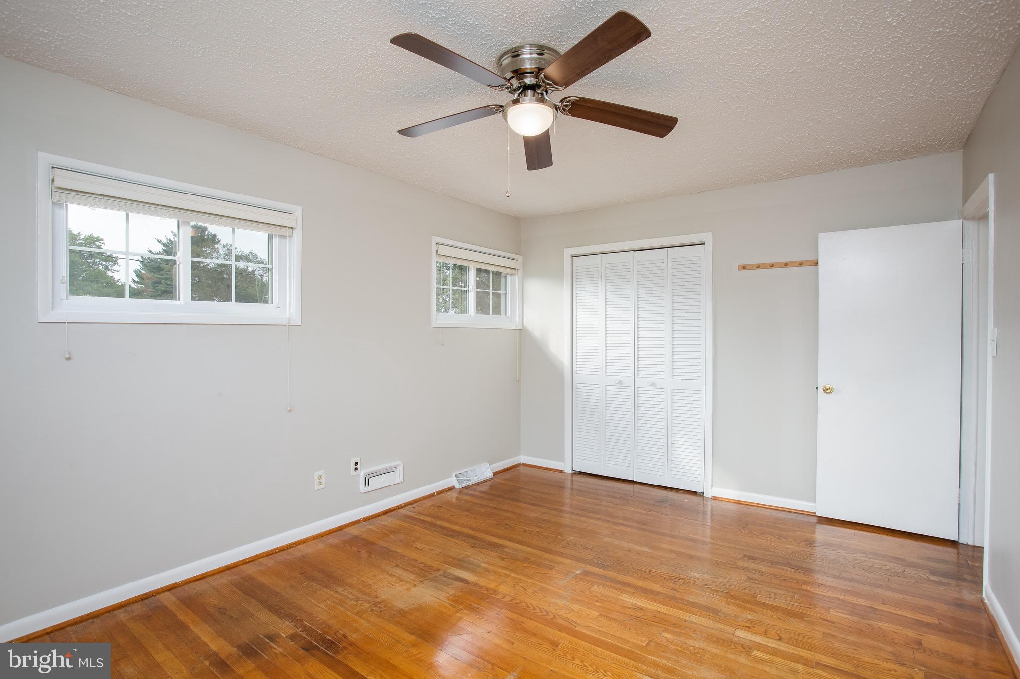 1018 Southridge Road Baltimore, MD 21228 - Photo 36 of 50