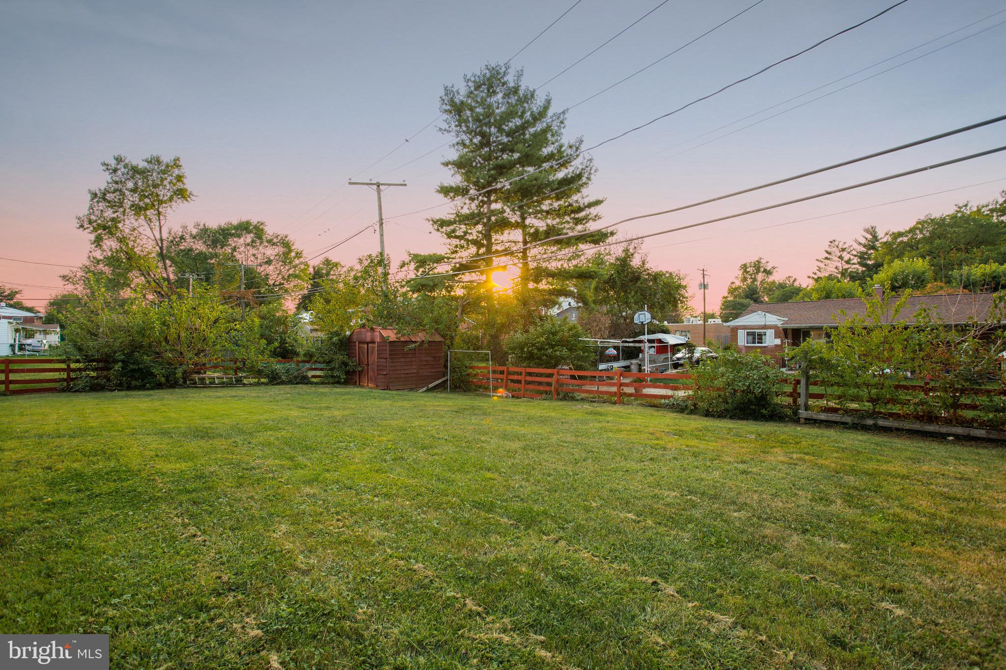 1018 Southridge Road Baltimore, MD 21228 - Photo 5 of 50