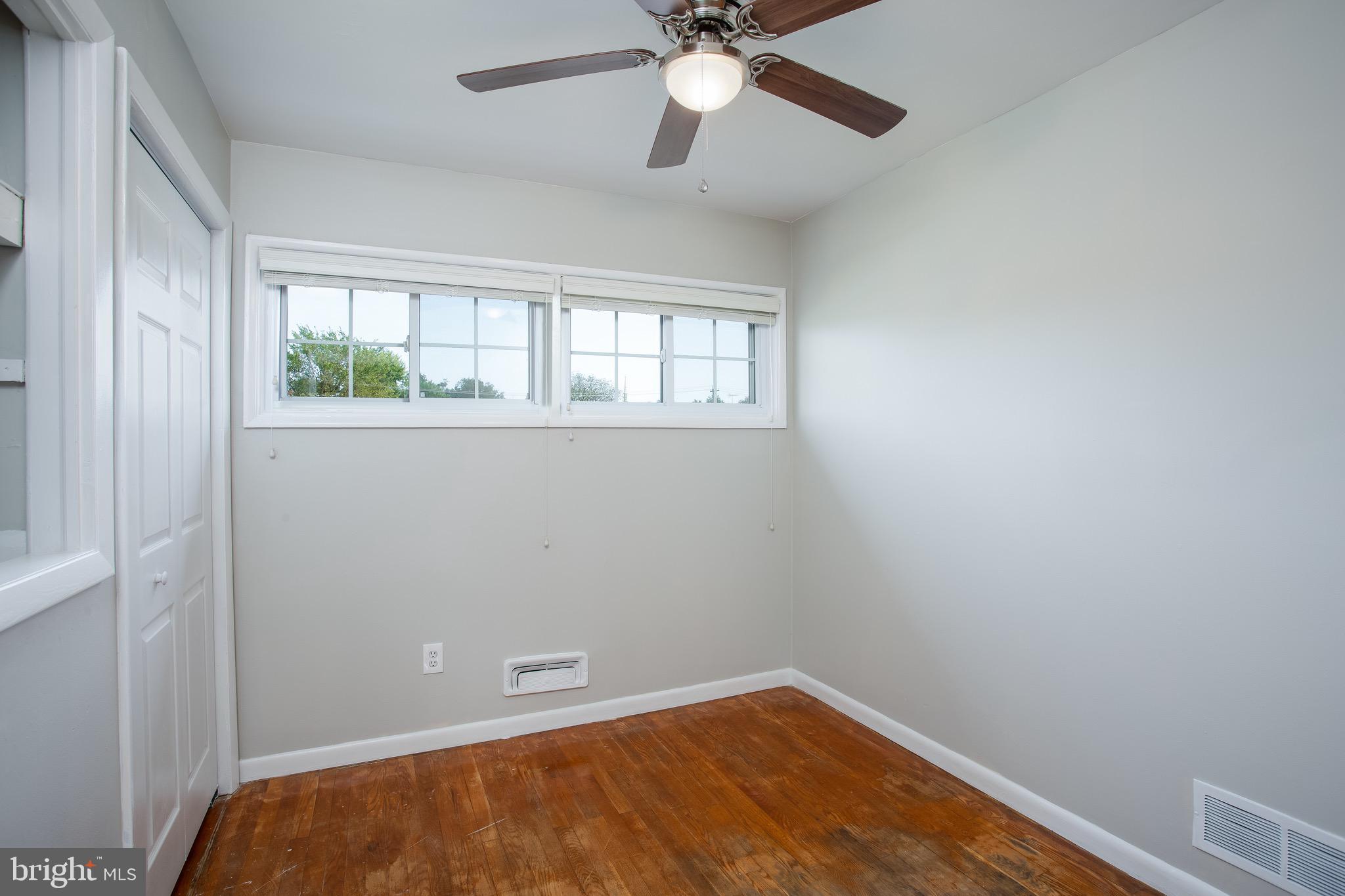 1018 Southridge Road Baltimore, MD 21228 - Photo 41 of 50