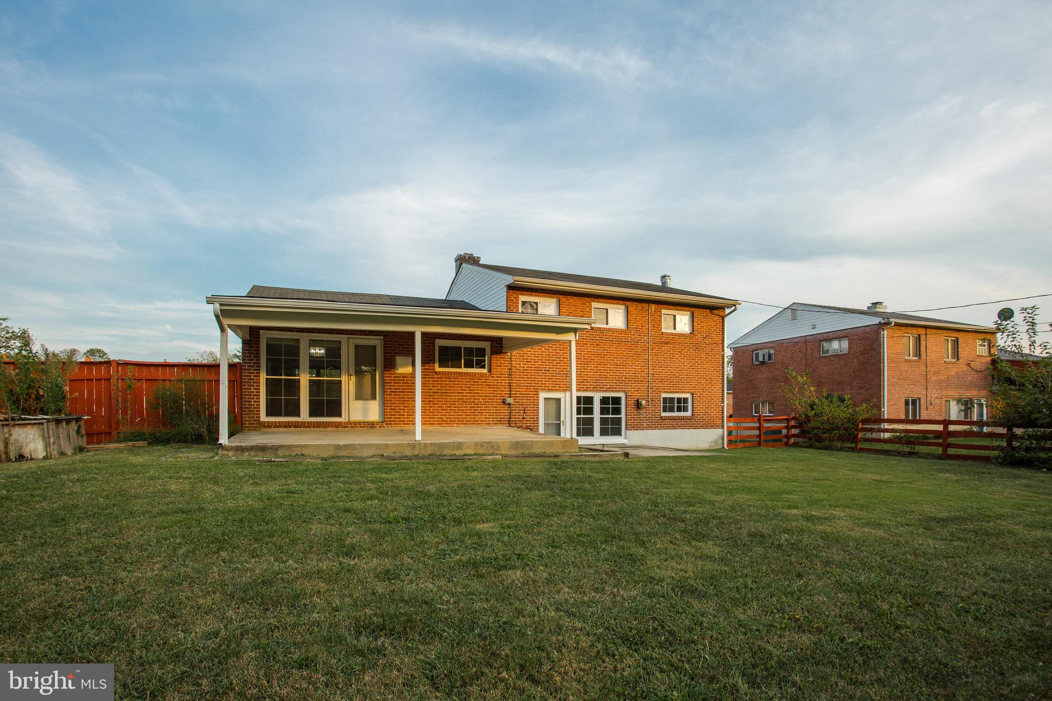 1018 Southridge Road Baltimore, MD 21228 - Photo 6 of 50