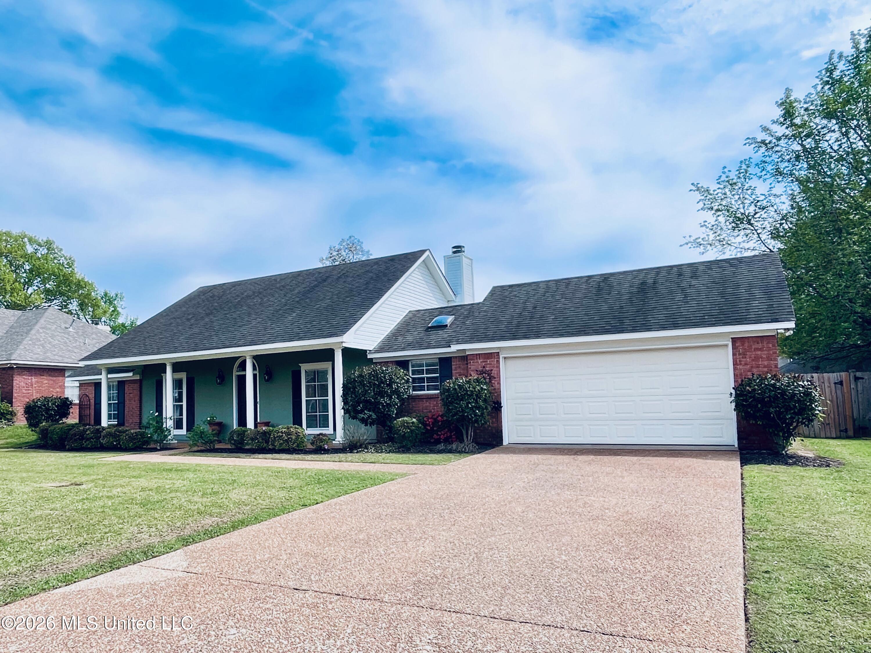 3018 Windwood Circle Flowood, MS 39232 - Photo 2 of 39 IMG_2305