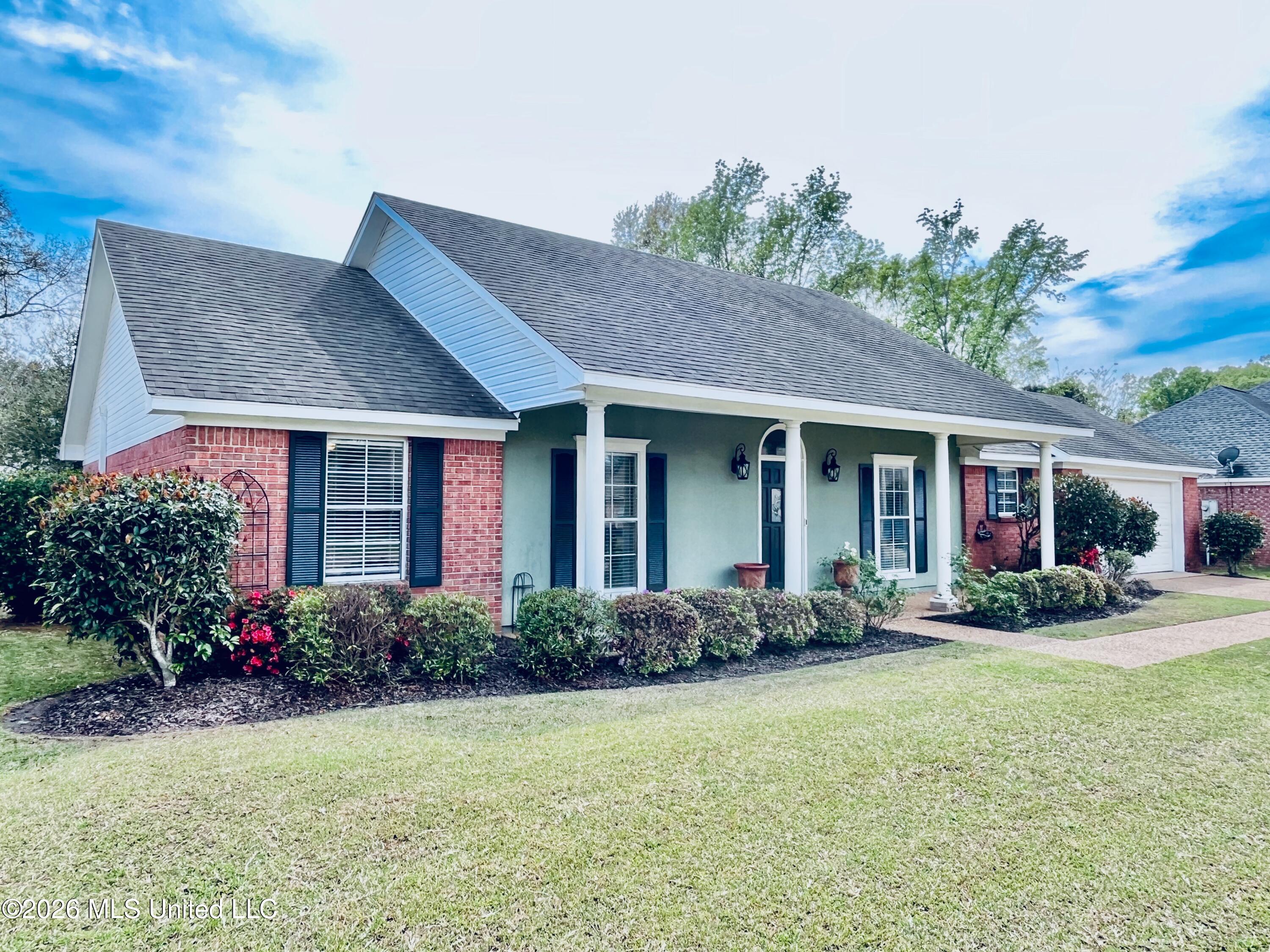 3018 Windwood Circle Flowood, MS 39232 - Photo 4 of 39 IMG_2326