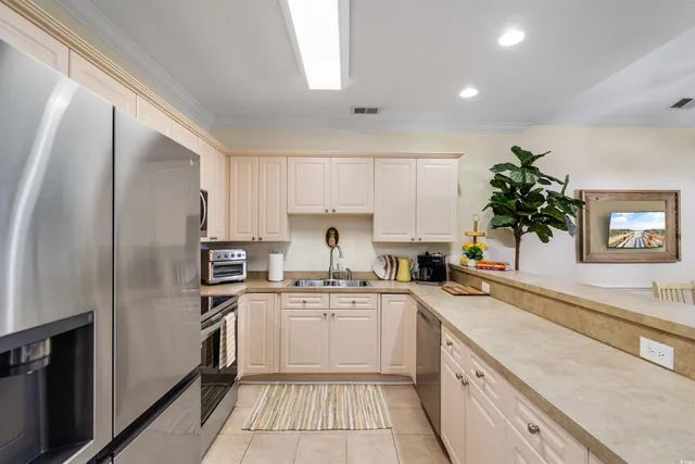 $1,650 | 4843 Luster Leaf Circle, Unit 402, Myrtle Beach, SC 29577