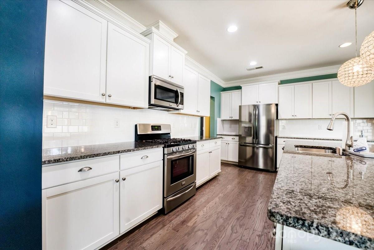 153 Sycamore Drive Lancaster, SC 29720 - Photo 7 of 31