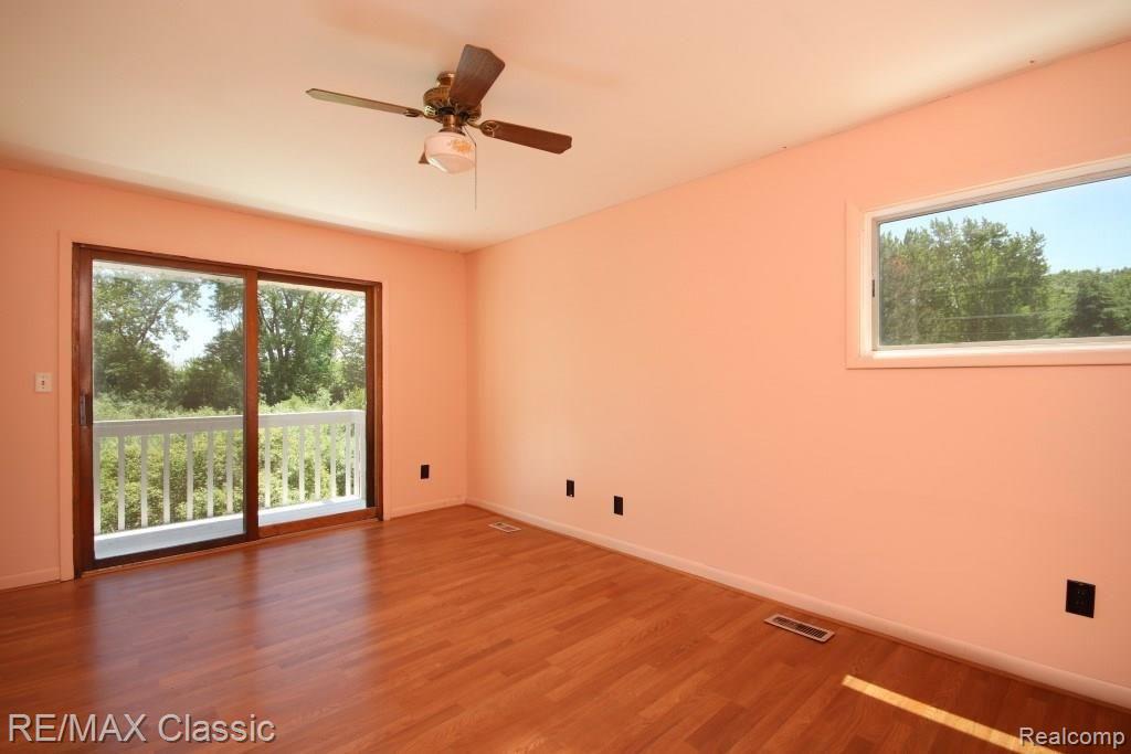 5701 Barr Road Canton, MI 48188 - Photo 35 of 47 Upper Level Master Bedroom