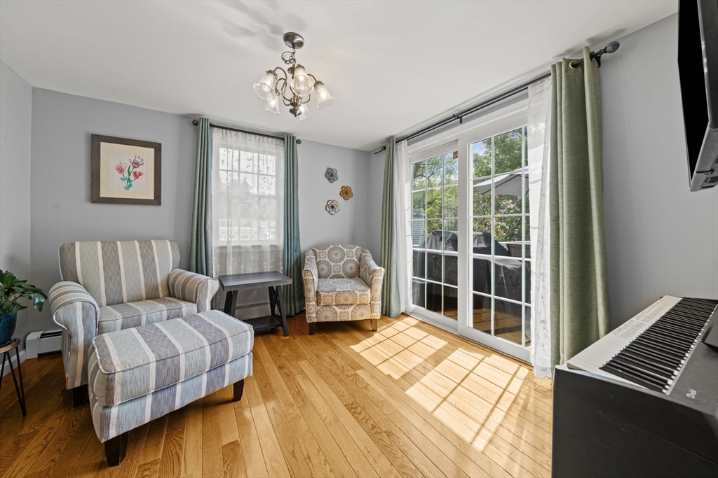 718 R Cabot Street Beverly, MA 01915 - Photo 6 of 38