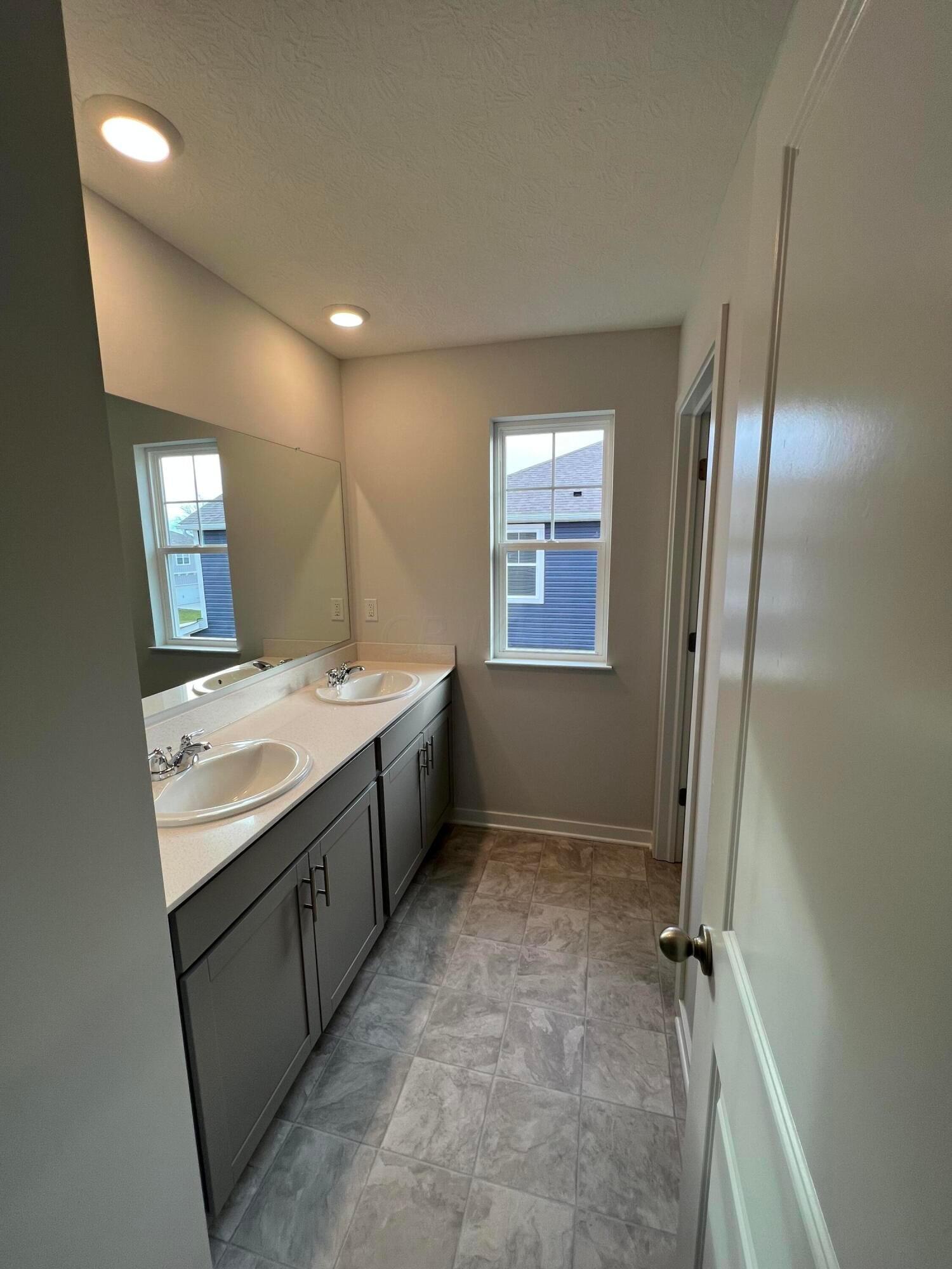270 Bevan Way Delaware, OH 43015 - Photo 24 of 31 IMG_3776