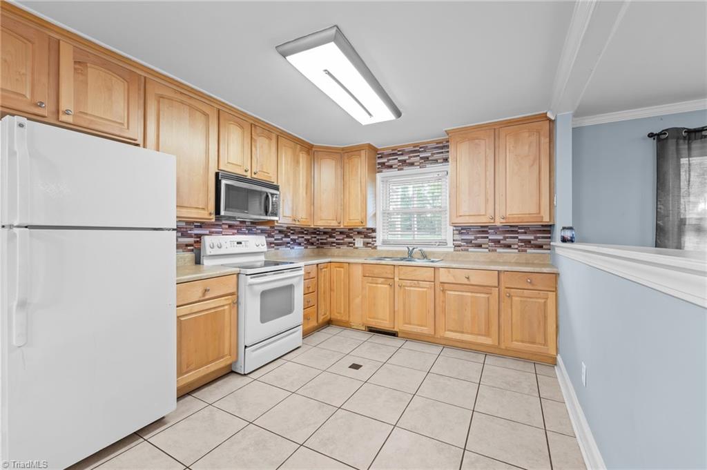 464 Camp Road Burlington, NC 27217 - Photo 14 of 38 Gallery Image 14