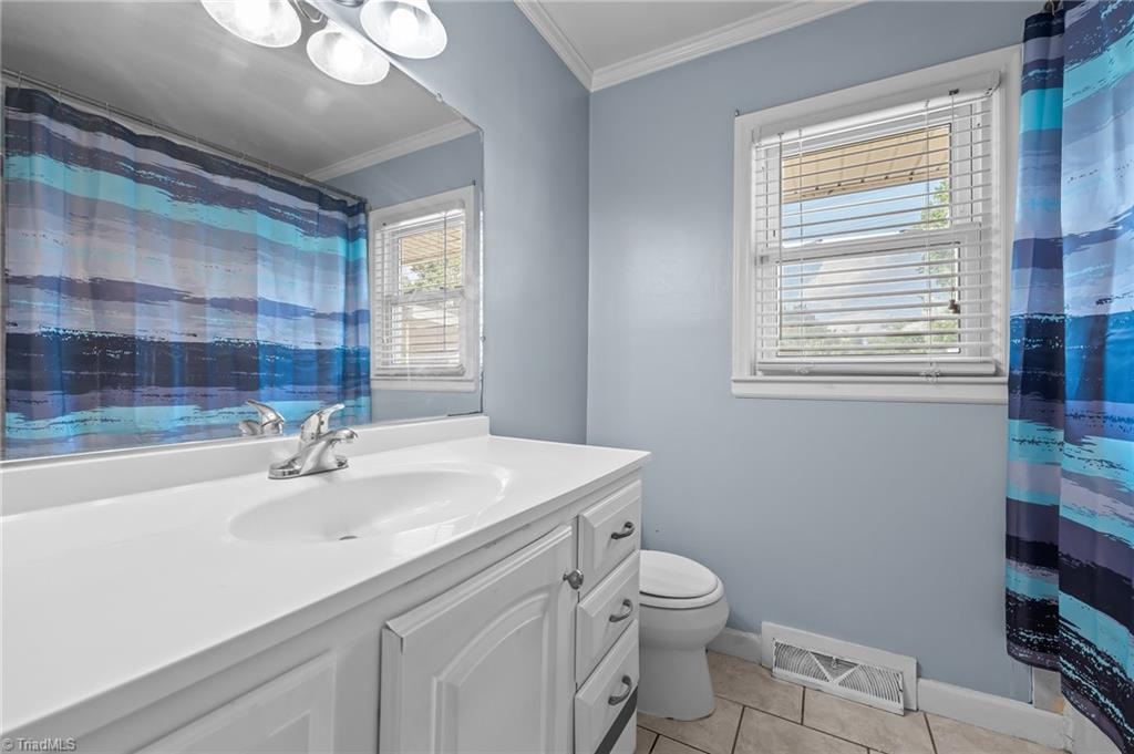 464 Camp Road Burlington, NC 27217 - Photo 25 of 38 Gallery Image 25