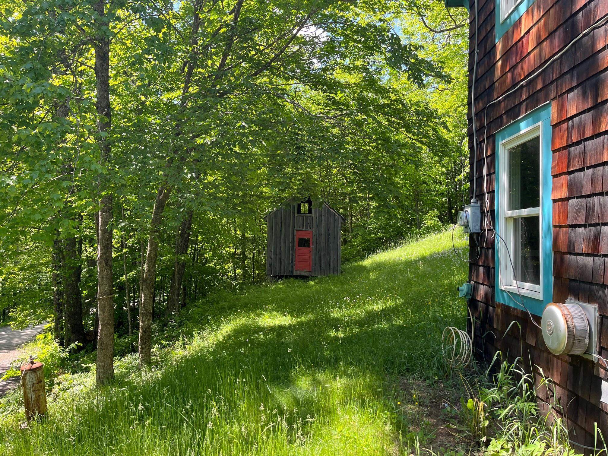 104 Washington Turnpike Chelsea, VT 05038 - Photo 3 of 11