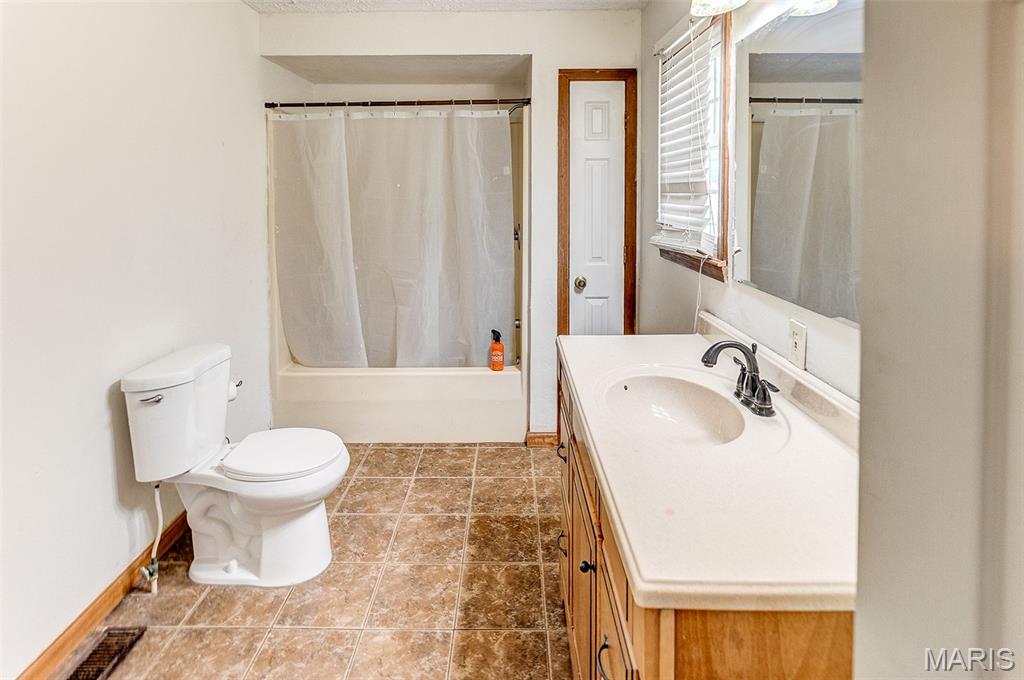 11 Kevin Street Waterloo, IL 62298 - Photo 10 of 14