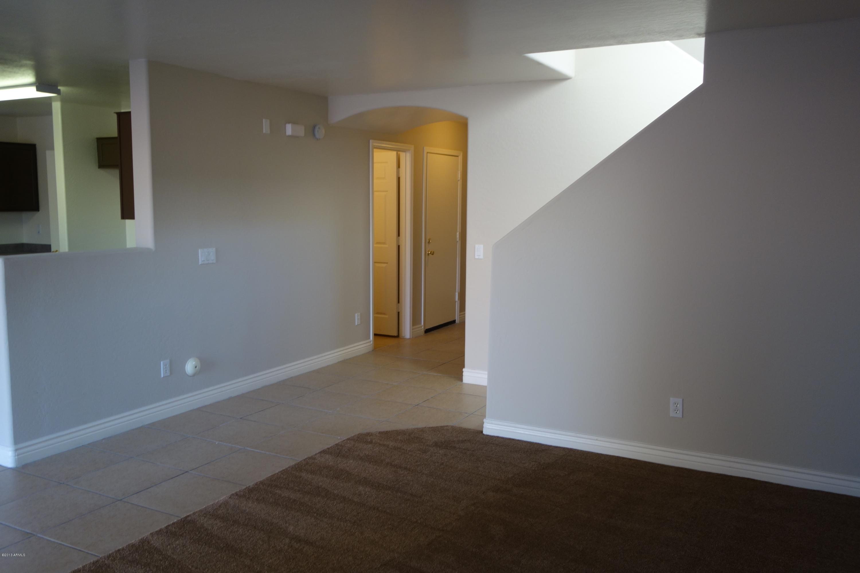 3416 West Fraktur Road Phoenix, AZ 85041 - Photo 12 of 35 DSC01077