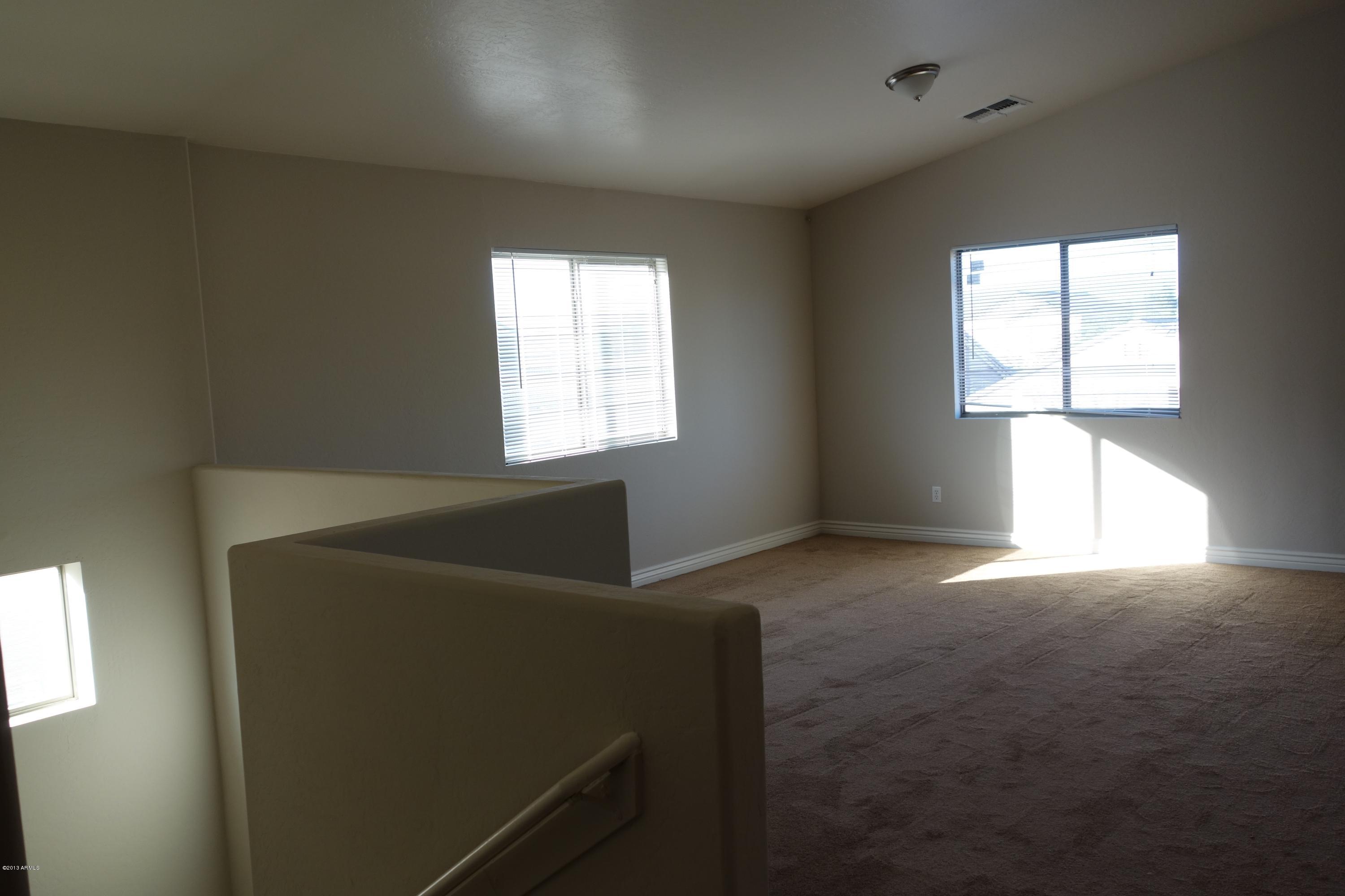 3416 West Fraktur Road Phoenix, AZ 85041 - Photo 22 of 35 DSC01092