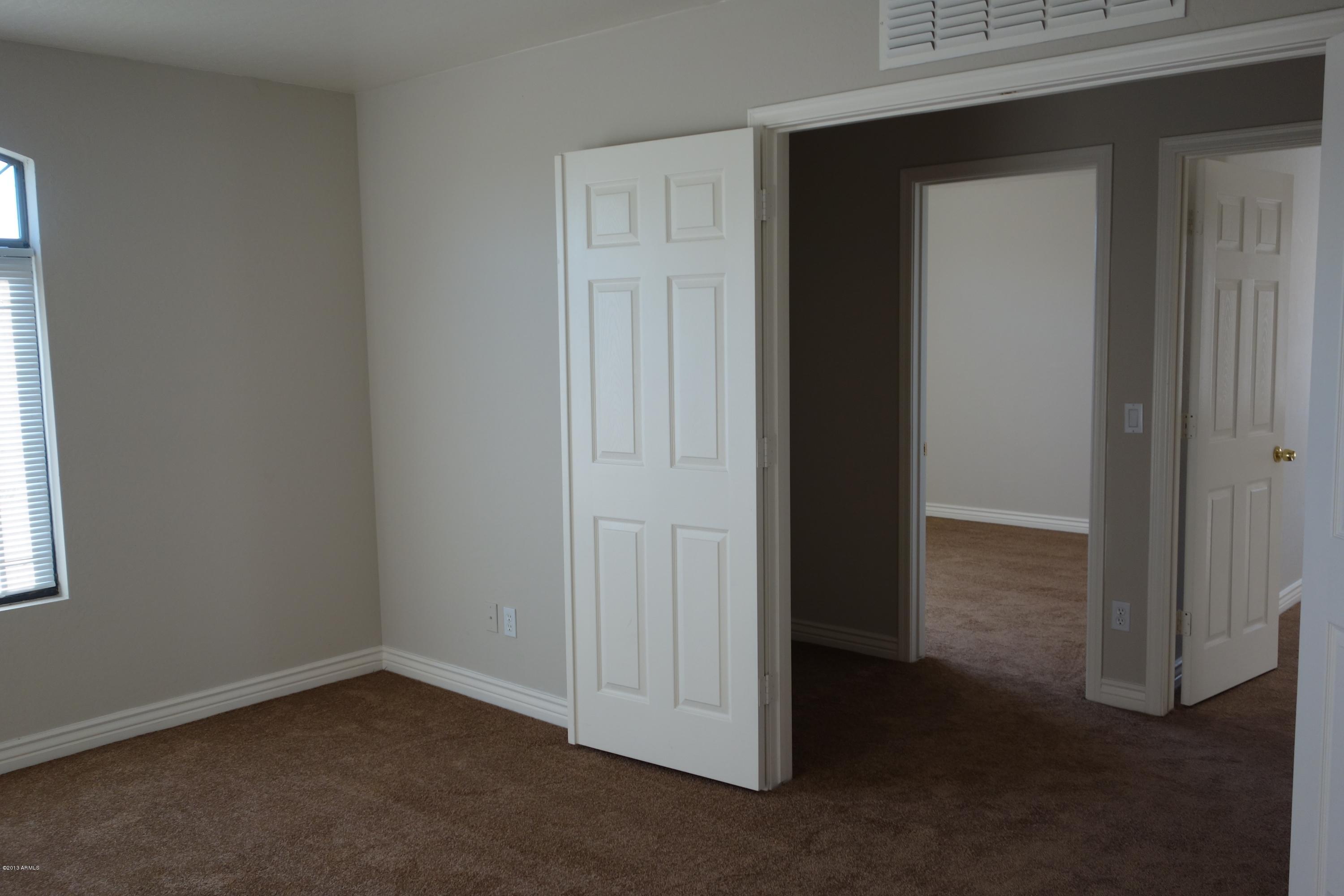 3416 West Fraktur Road Phoenix, AZ 85041 - Photo 29 of 35 DSC01100