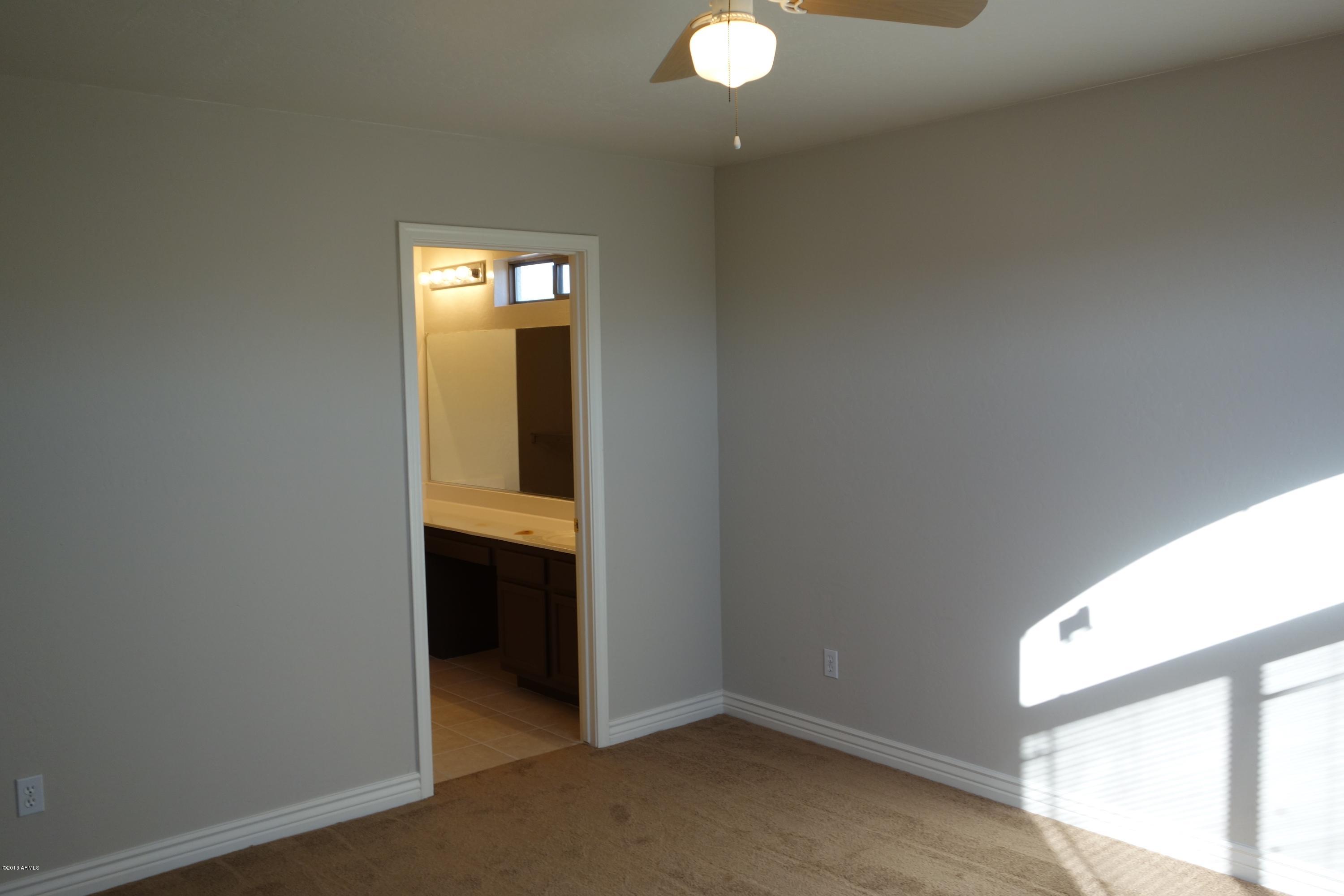 3416 West Fraktur Road Phoenix, AZ 85041 - Photo 30 of 35 DSC01102