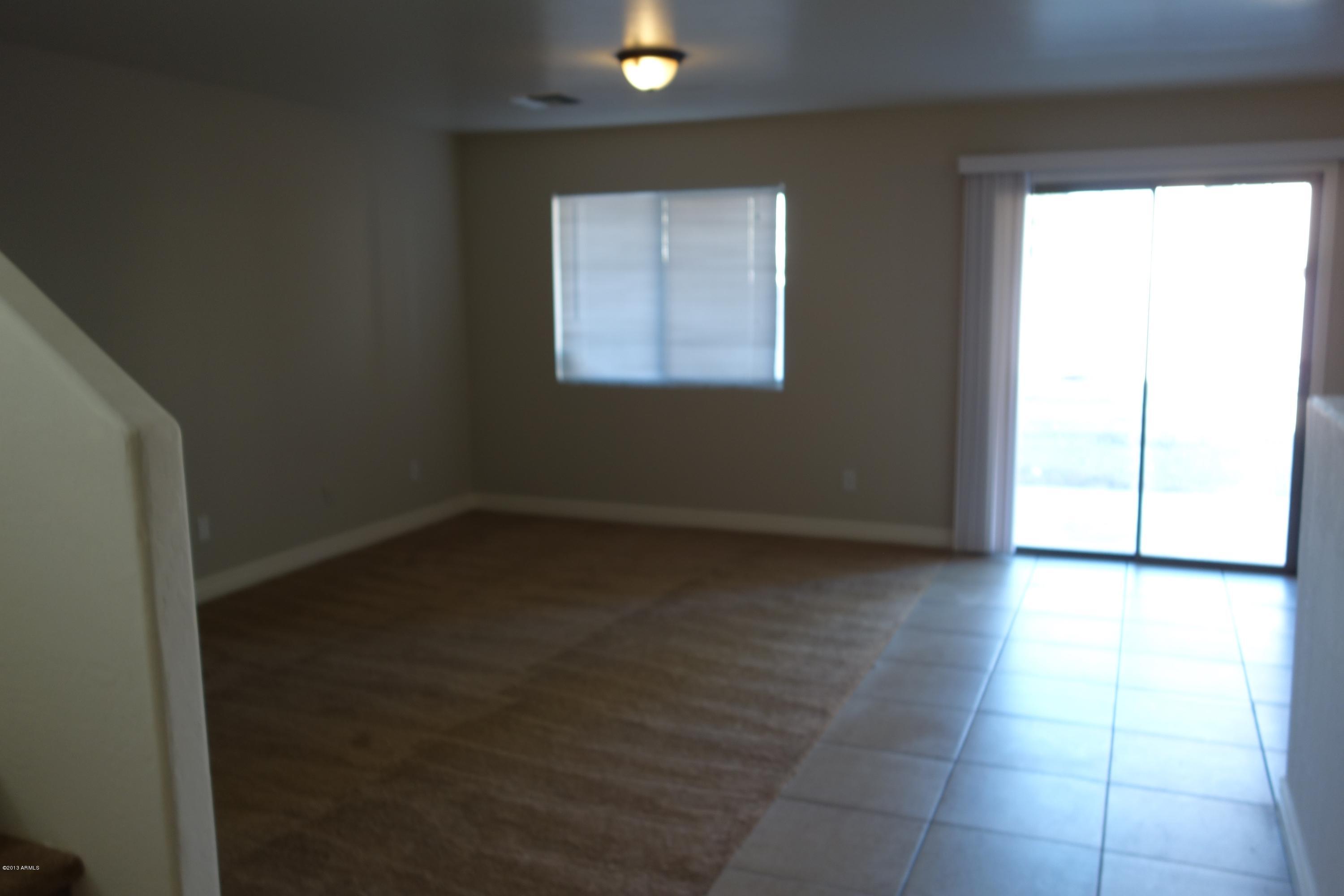 3416 West Fraktur Road Phoenix, AZ 85041 - Photo 10 of 35 DSC01075