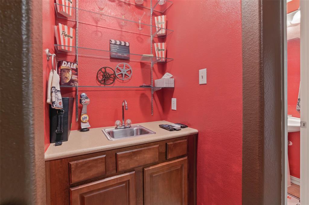 1100 Durango Circle Shady Shores, TX 76208 - Photo 31 of 39 a utility room with dryer and washer