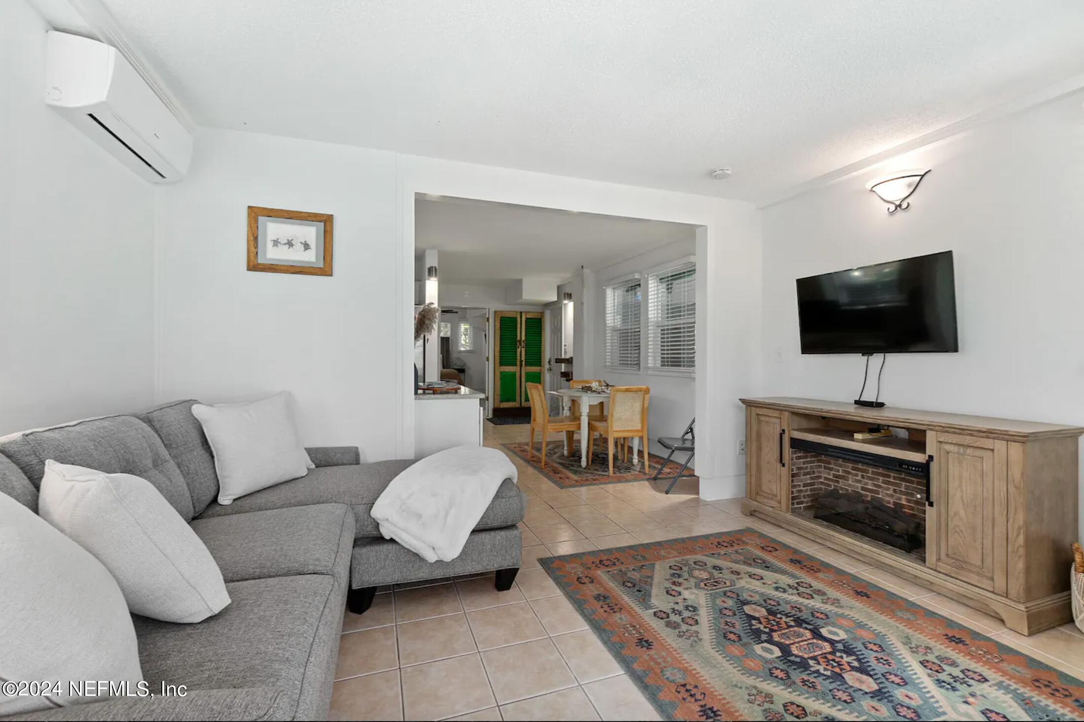 152 Manresa Road St. Augustine, FL 32084 - Photo 32 of 42 LIVING ROOM DOWN
