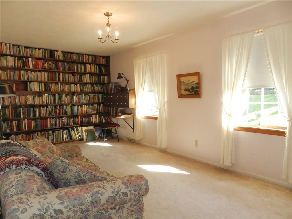 3217 Ridgeway Road Greensburg, PA 15601 - Photo 12 of 17 Gallery Image 12