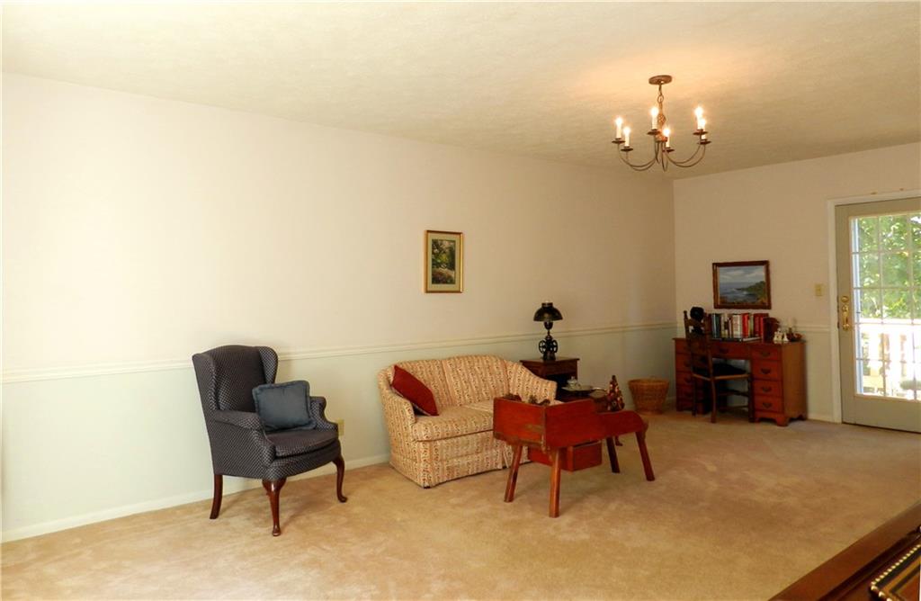 3217 Ridgeway Road Greensburg, PA 15601 - Photo 8 of 17 Gallery Image 8