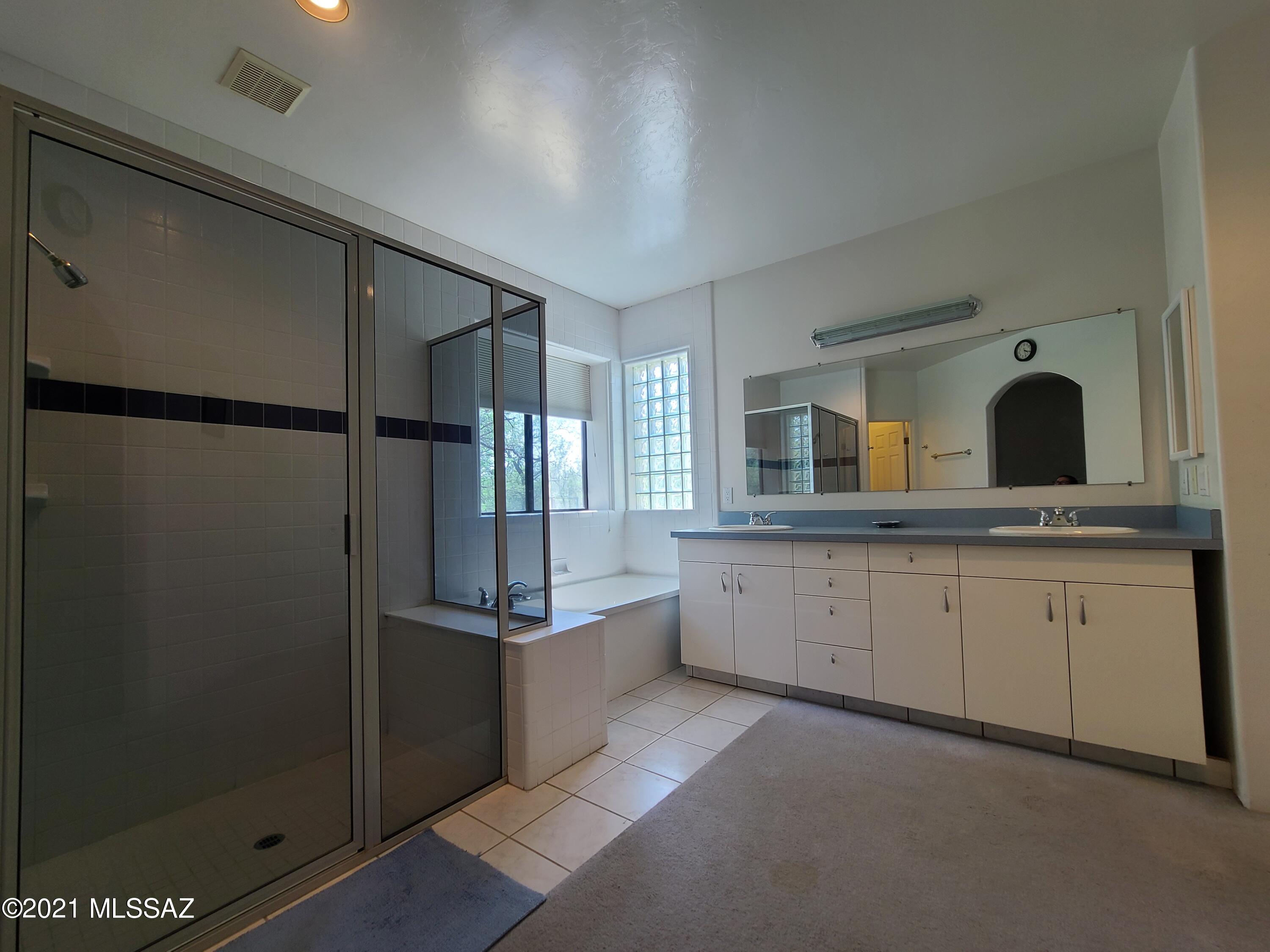 10858 East Tanque Verde Road Tucson, AZ 85749 - Photo 17 of 22 Gallery Image 17