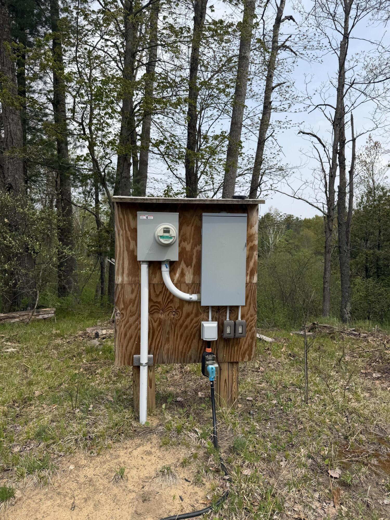 11125 West 11 Mile Road Irons, MI 49644 - Photo 20 of 23 electrical panel