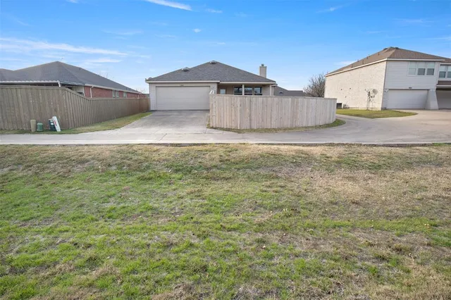 $275,000 | 1508 Brandon Drive, Royse City, TX 75189