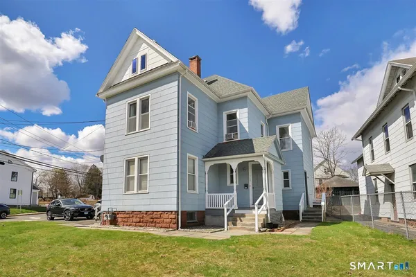 $339,900 | 117-119 South Main Street, Middletown, CT 06457