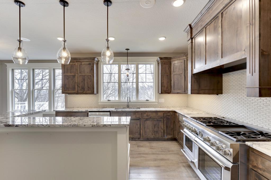 1155 Cove Circle Minnetrista, MN 55364 - Photo 7 of 34