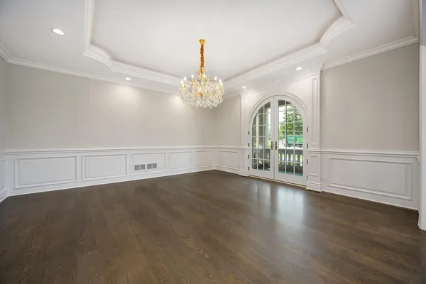 $5,750,000 | 6413 South County Line Road, Burr Ridge, IL 60527