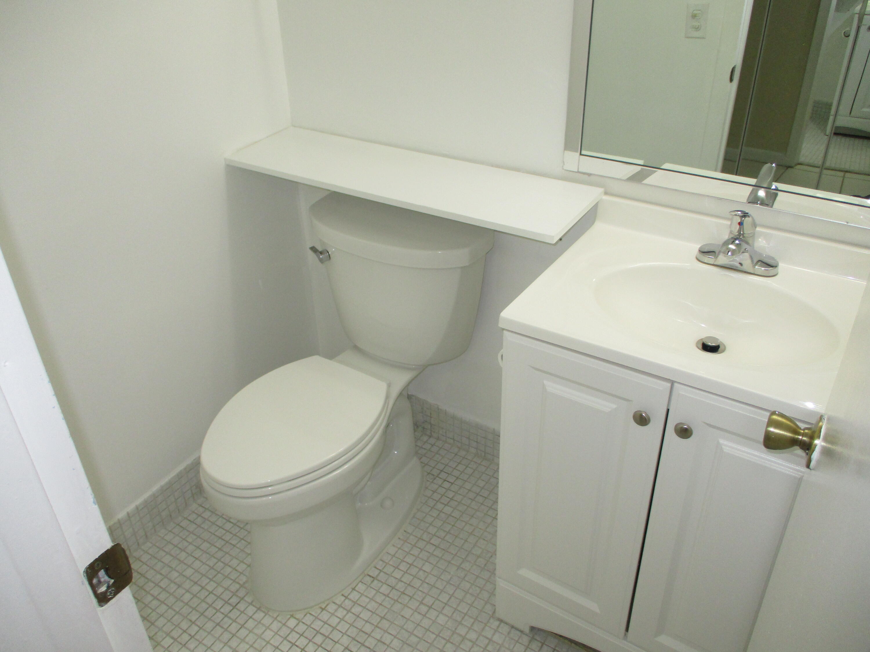 506 Mansfield M Boca Raton, FL 33434 - Photo 13 of 37 IMG_0538