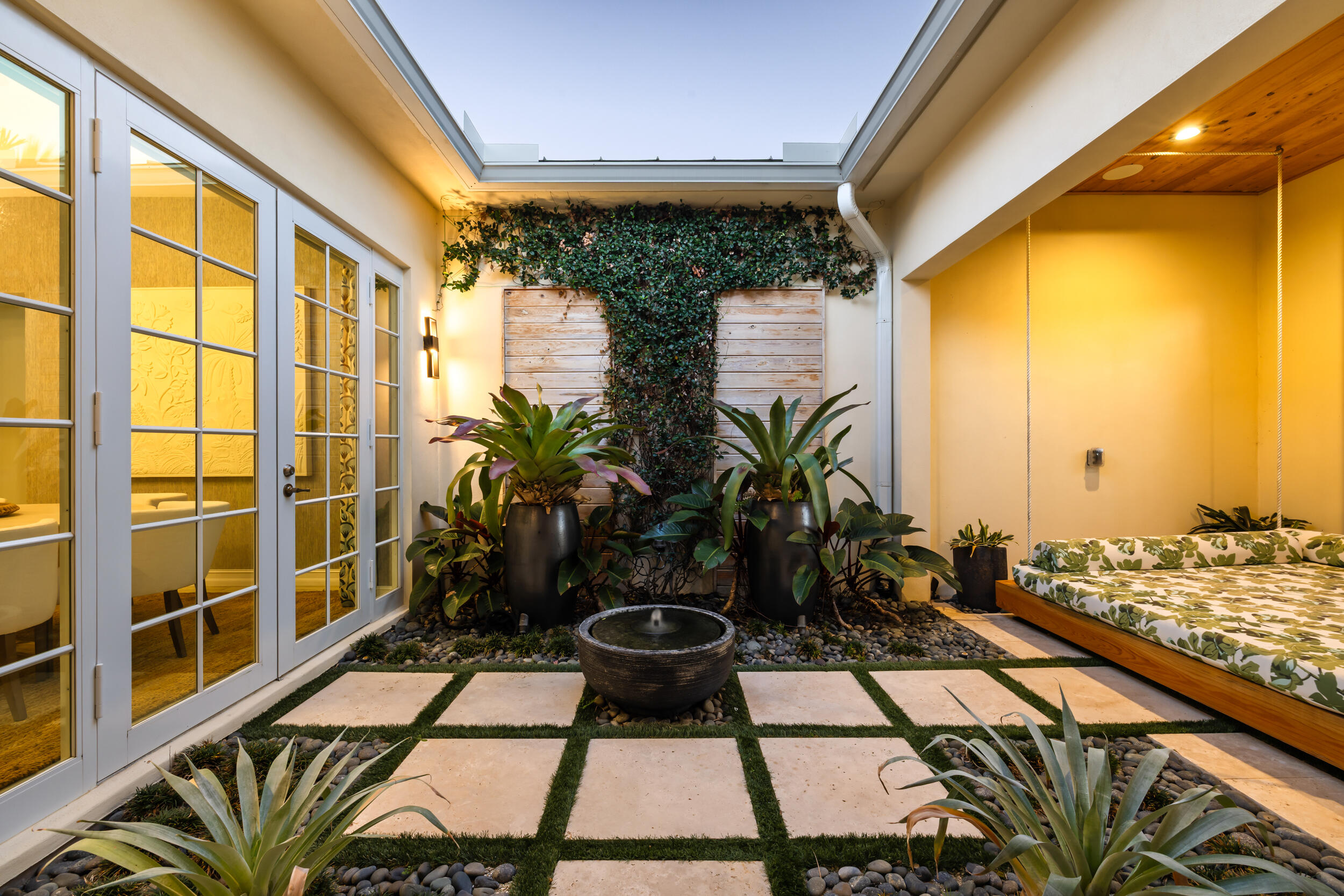 8001 Southeast Plantation Circle Jupiter, FL 33458 - Photo 44 of 50 a view of balcony with a potted plant