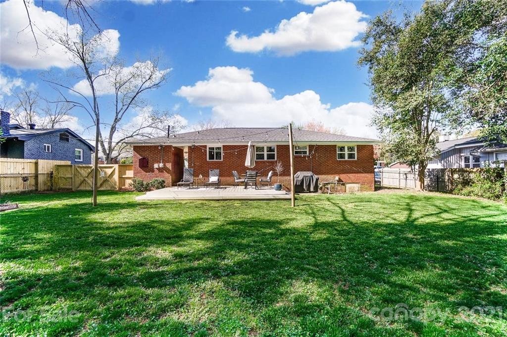 4201 Firethorne Road Charlotte, NC 28205 - Photo 22 of 29 Gallery Image 22