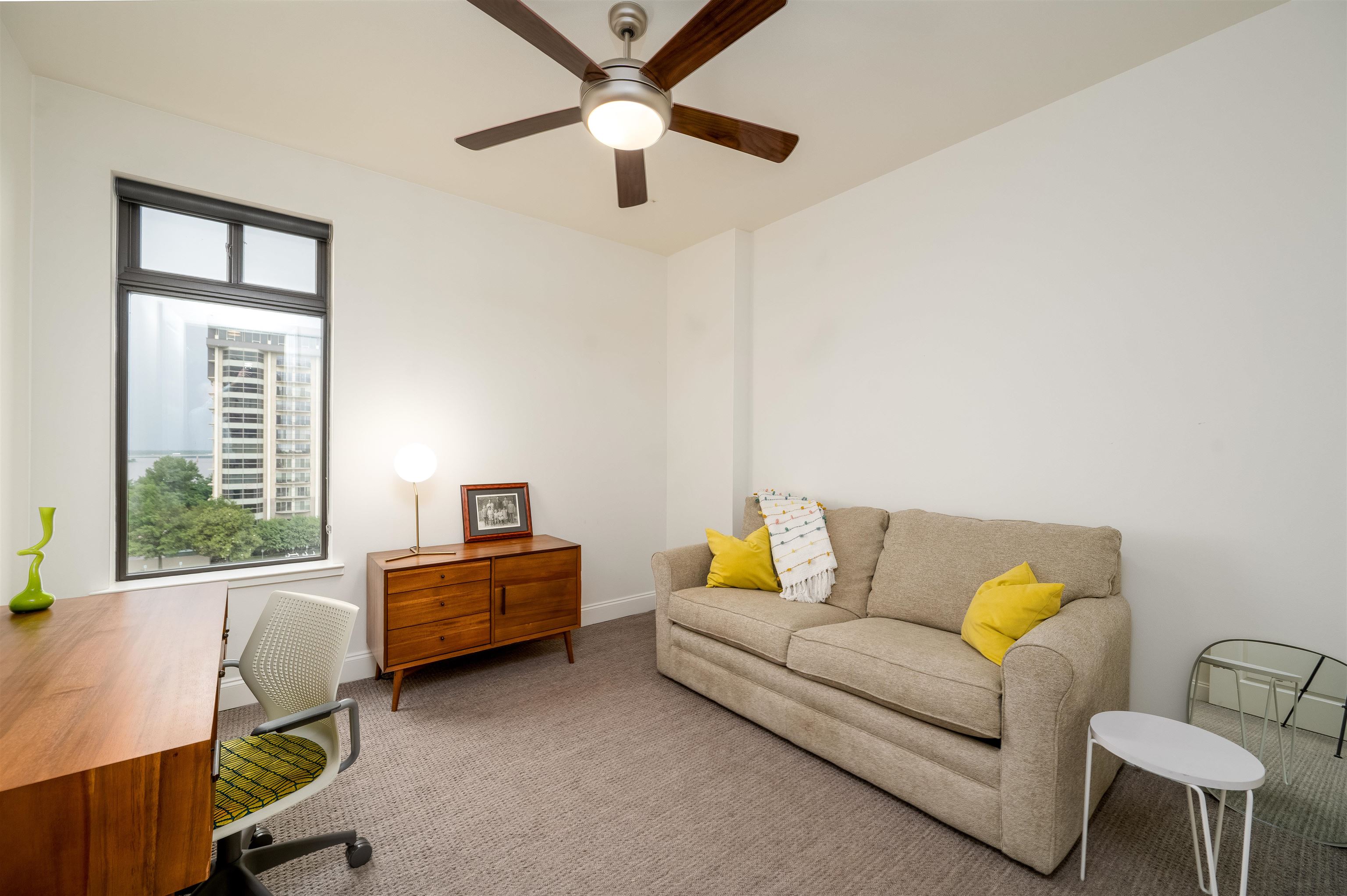 717 Riverside Drive, Unit 709 Memphis, TN 38103 - Photo 19 of 39
