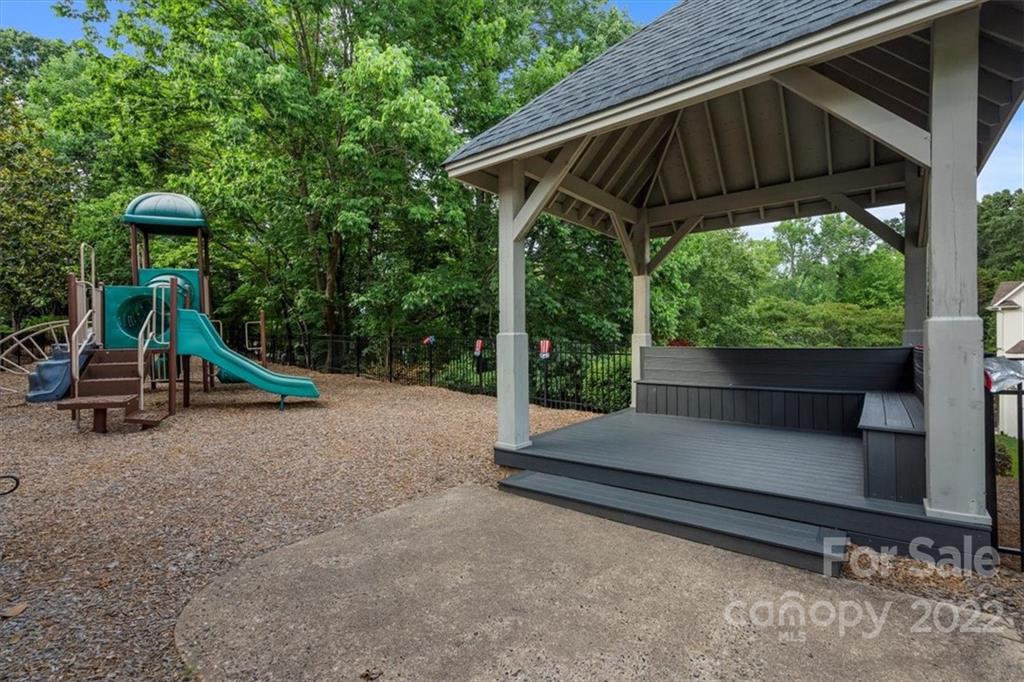 16410 Woolwine Road Charlotte, NC 28278 - Photo 37 of 46 Gallery Image 37