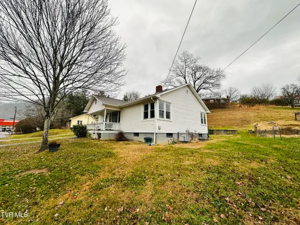 $174,900 | 155 Reading Road South, Weber City, VA 24290