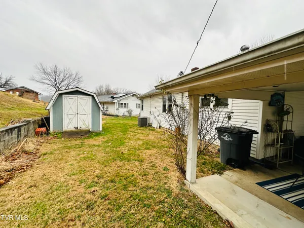 $174,900 | 155 Reading Road South, Weber City, VA 24290