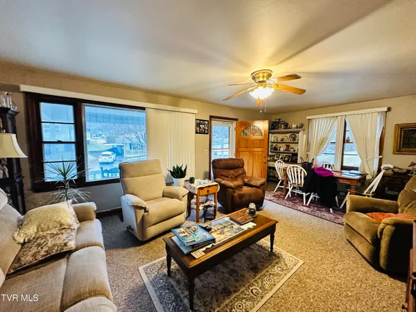 $174,900 | 155 Reading Road South, Weber City, VA 24290