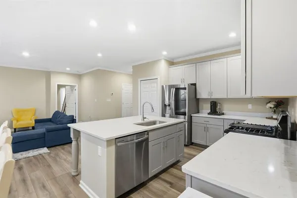 $405,000 | 430 Dana Drive, Verona, PA 15068