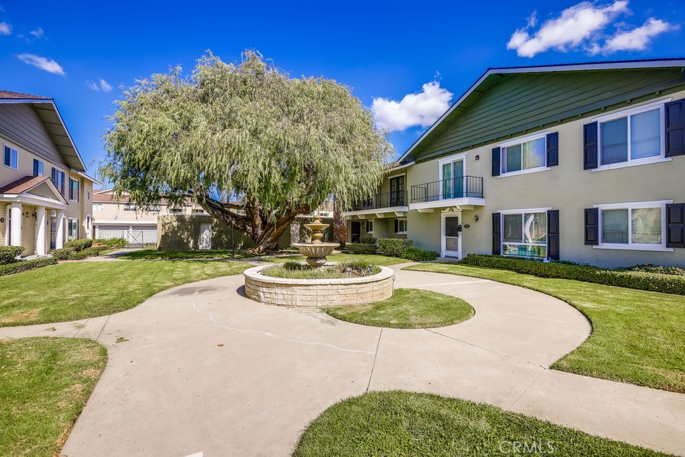 Beautiful Courtyard outside your home.