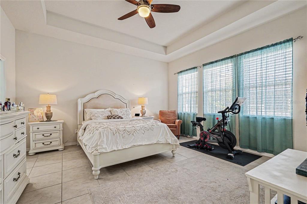 204 Shell Creek Court Apollo Beach, FL 33572 - Photo 15 of 39