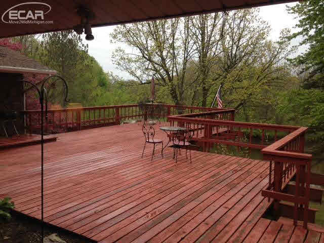 7083 Sohn Road Vassar, MI 48768 - Photo 11 of 16 21294440-10.JPG