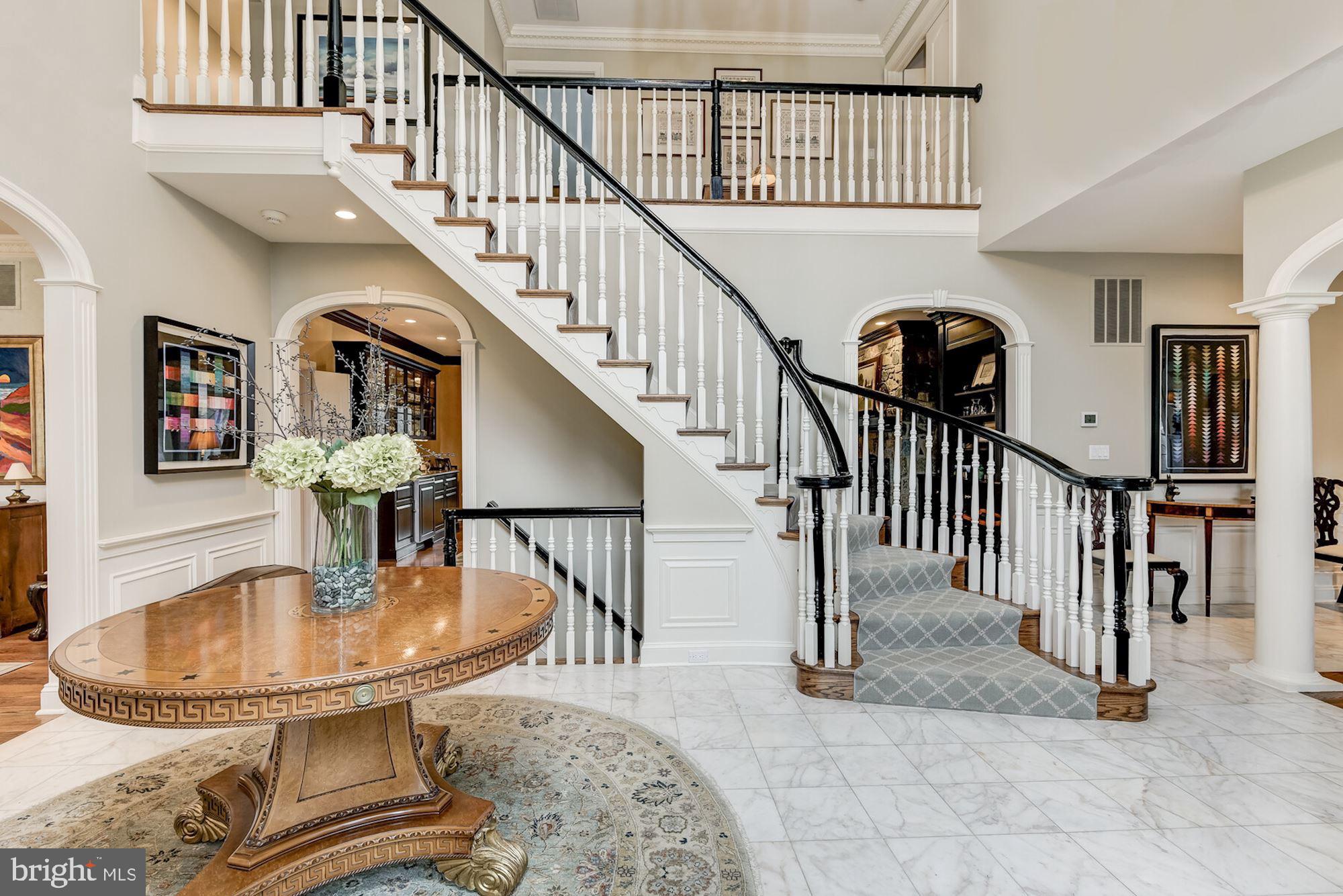 11206 River View Drive Potomac, MD 20854 - Photo 3 of 48 Foyer