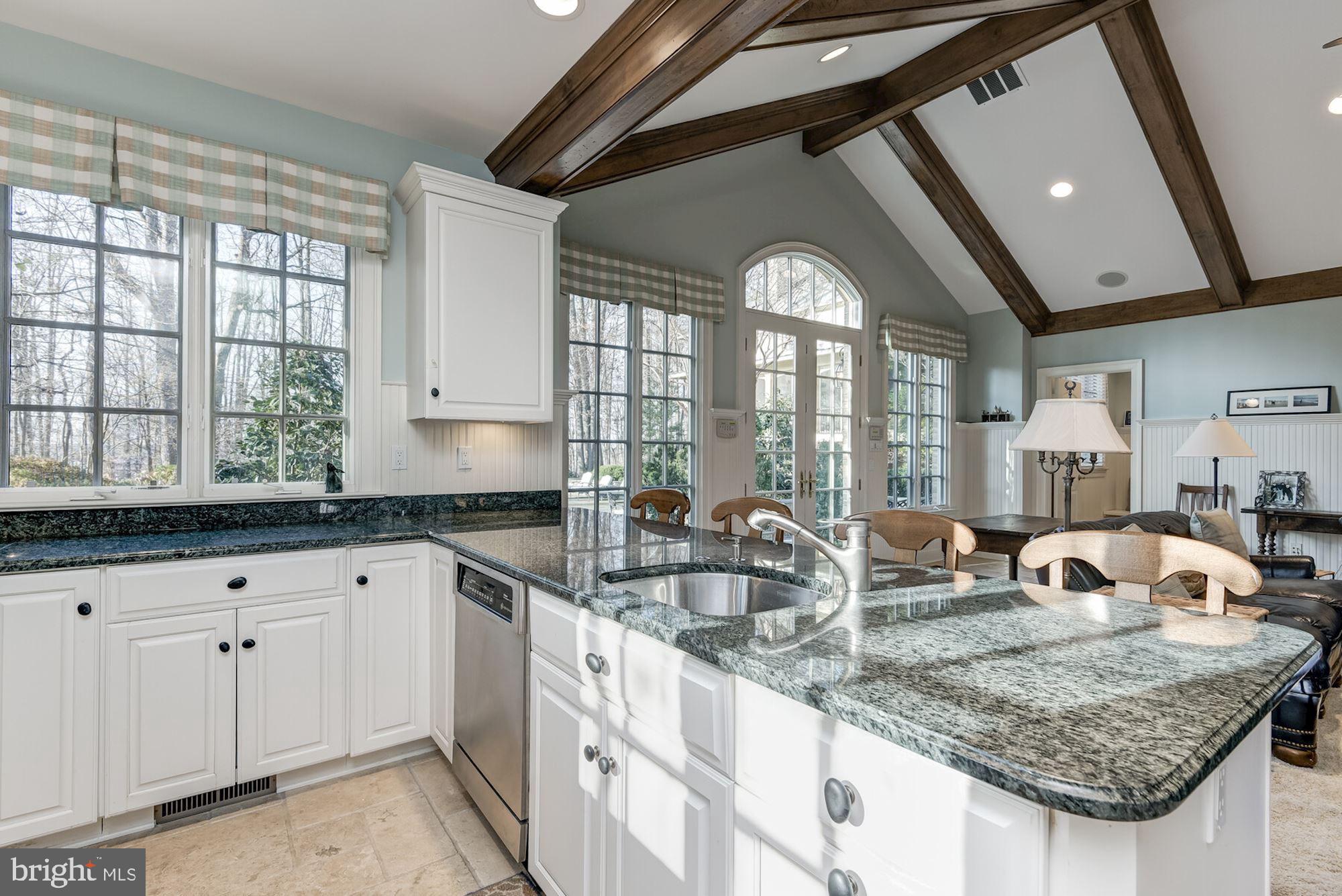 11206 River View Drive Potomac, MD 20854 - Photo 31 of 48 Pool/Guest House Kitchen