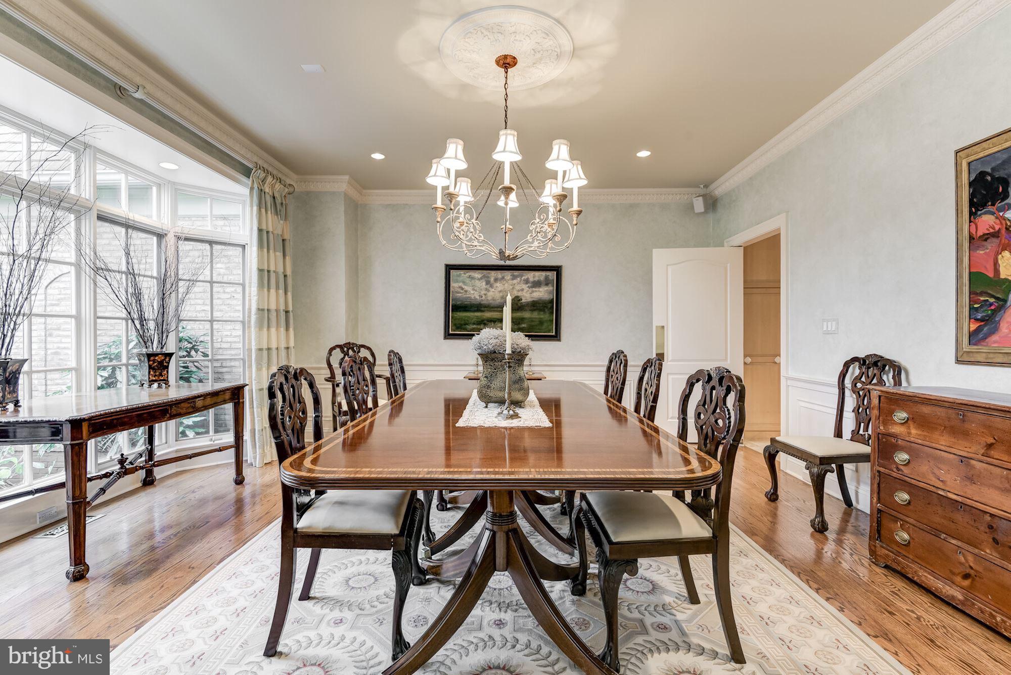 11206 River View Drive Potomac, MD 20854 - Photo 6 of 48 Dining Room